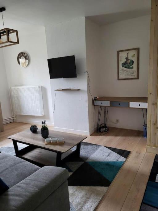 Apartamento Domaine Du Nuton Sauvage Charleville-Mézières Exterior foto